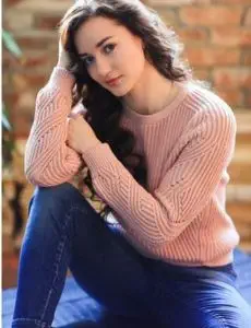 Elite escort service in Vivek Vihar for home and hotel visits